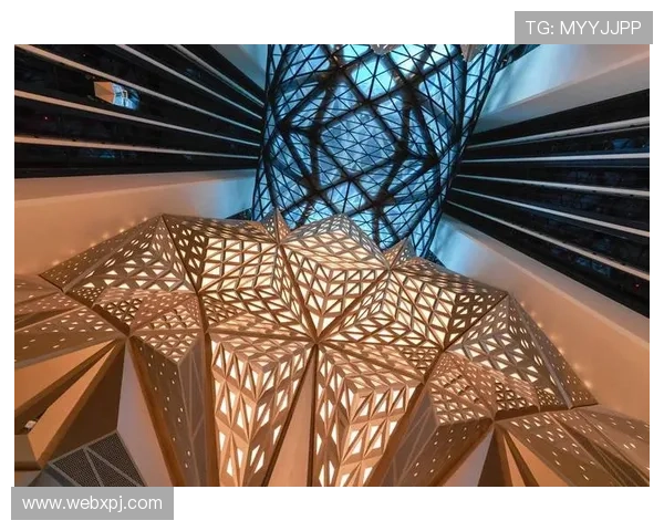 澳门新葡京酒店历史背景与品牌介绍，了解其在澳门博彩旅游中的地位